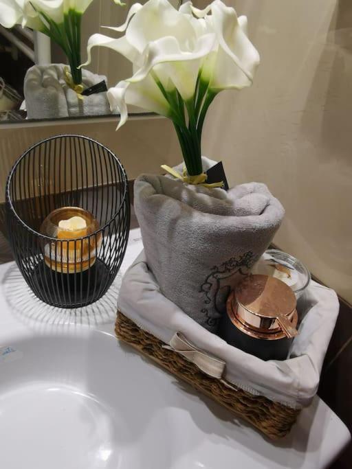 Apartment Beautiful In Lac2 1 Min Away From Tunisia Mall *